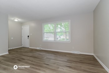 13300 E 43RD PL S 3 Beds House for Rent - Photo Gallery 5