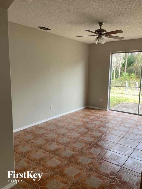 3157 FAIRFIELD DRIVE 4 Beds Apartment for Rent