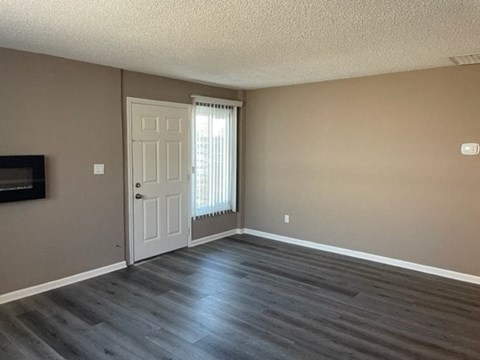 51049 Eisenhower Dr Studio-2 Beds Apartment for Rent - Photo Gallery 2