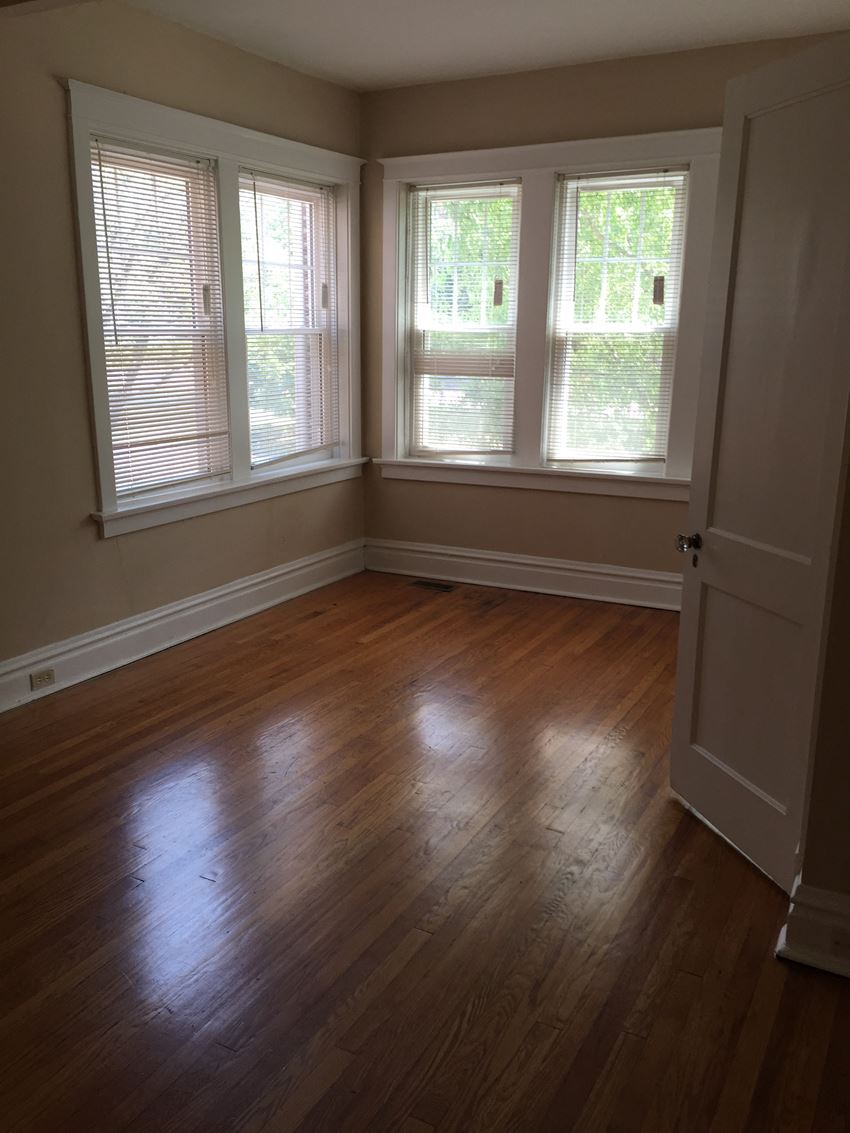 6631 Clemens Ave. 1 Bed Apartment for Rent - Photo Gallery 1