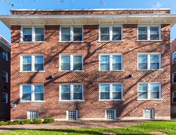 746 Westgate Ave. 1 Bed Apartment, Post Graduate for Rent - Photo Gallery 2
