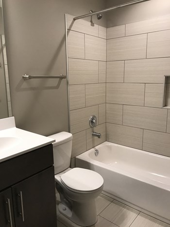 6633 Washington Ave. 2 Beds Apartment for Rent - Photo Gallery 2
