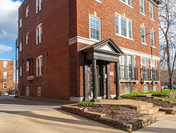 722 Kingsland Ave. 2-3 Beds Apartment for Rent - Photo Gallery 2