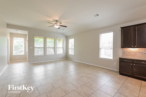 4711 Creekside Haven Trail 4 Beds Apartment for Rent