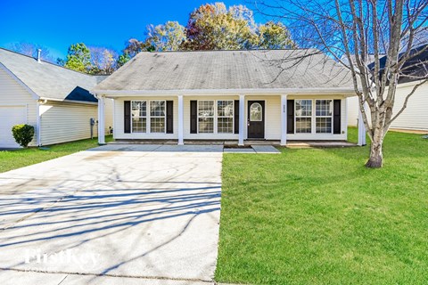 6824 Parkers Crossing Drive 3 Beds Apartment for Rent