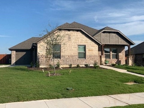 5610 Blue Stem Ln 4 Beds Apartment for Rent