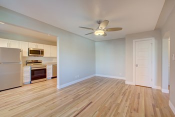 901 N Ogden Street Studio-2 Beds Apartment for Rent - Photo Gallery 5