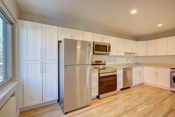 901 N Ogden Street Studio-2 Beds Apartment for Rent - Photo Gallery 4