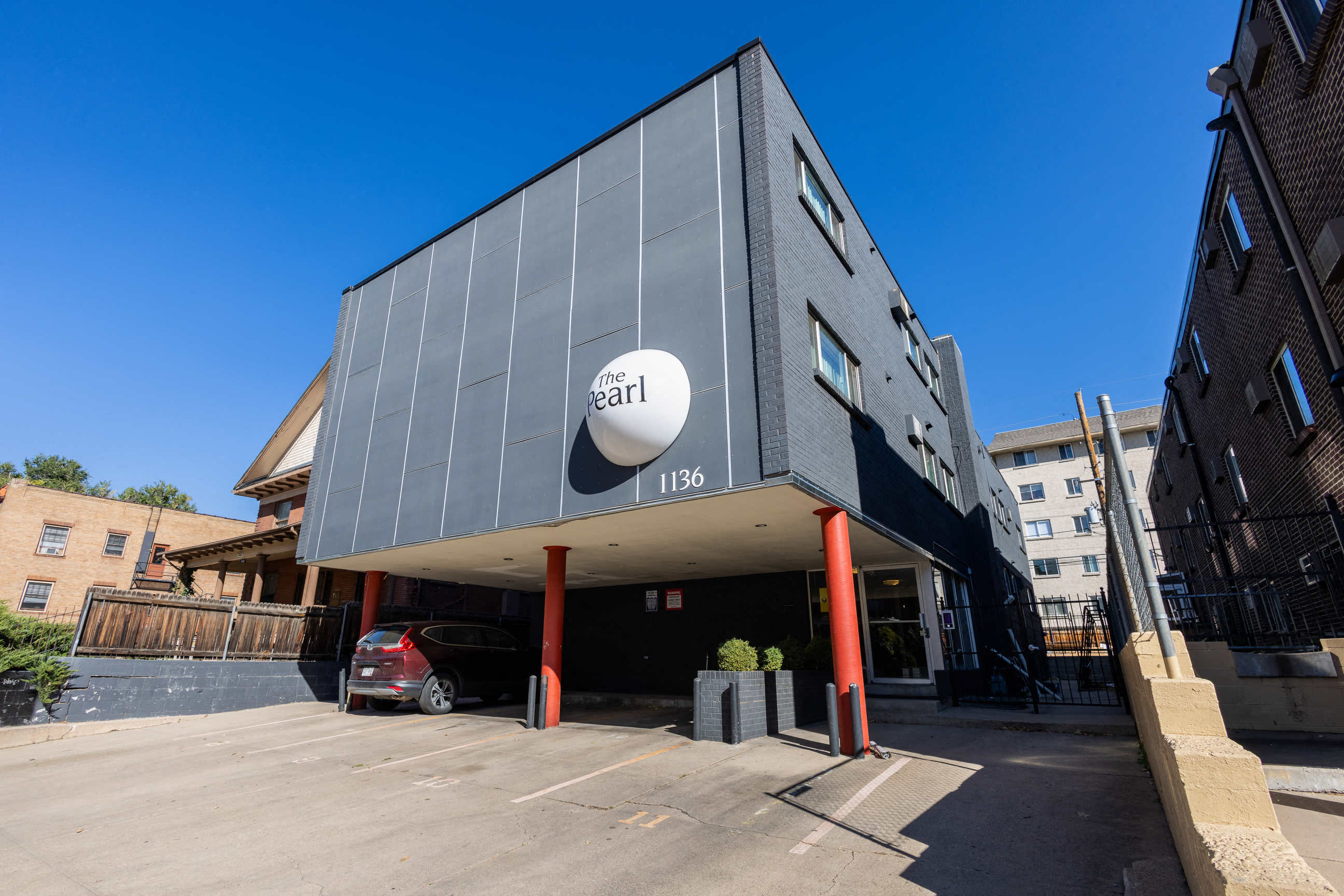 The Pearl Apartments in Denver, Colorado