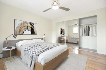 1136 Pearl Street 1-2 Beds Apartment for Rent - Photo Gallery 5