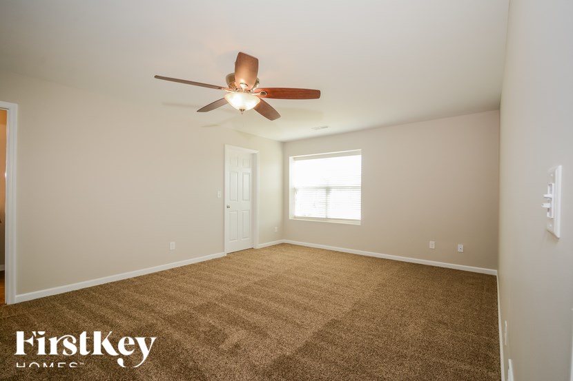 121 Siena Drive 3 Beds House for Rent - Photo Gallery 9