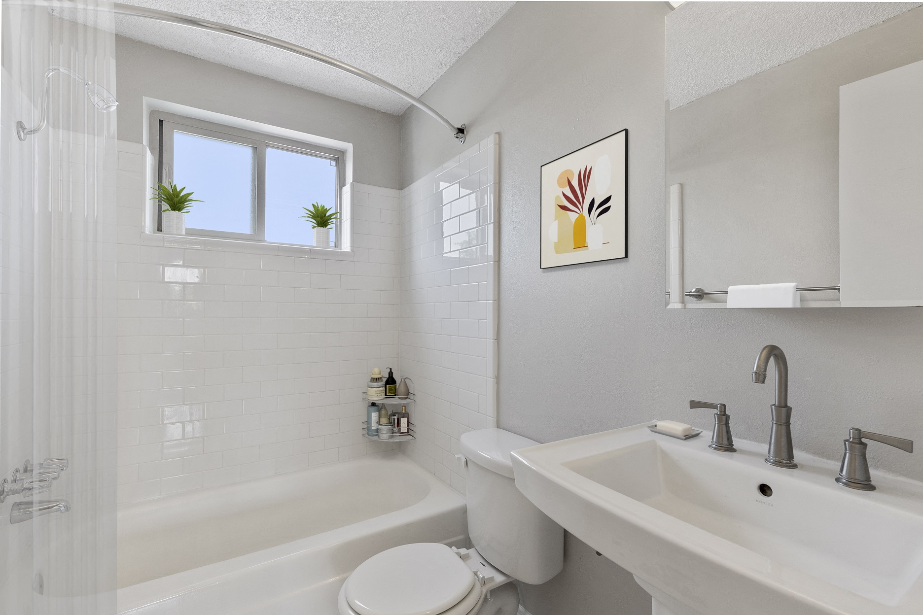 8 S Clarkson Apartments in Denver, Colorado