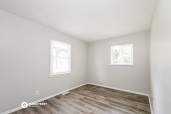 8054 CHARLECOT DR 4 Beds House for Rent - Photo Gallery 14