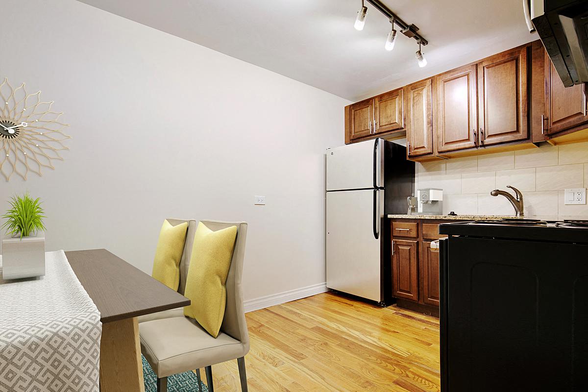 910 Downing Apartments in Denver, Colorado