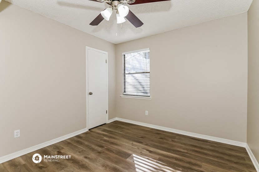 the spacious living room of our studio apartments at hammock ridge affordable housing