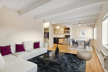 1300 Monroe Street Studio-3 Beds Apartment for Rent - Photo Gallery 6