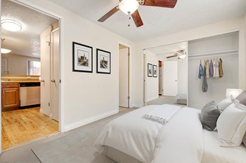 222 Logan Street Studio-2 Beds Apartment for Rent - Photo Gallery 4