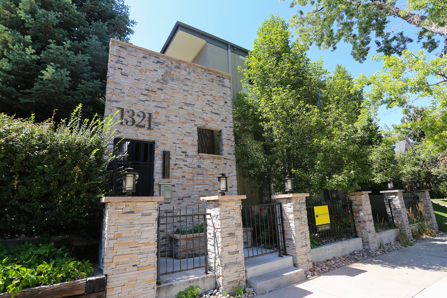 Park Lane Apartments in Denver, Colorado