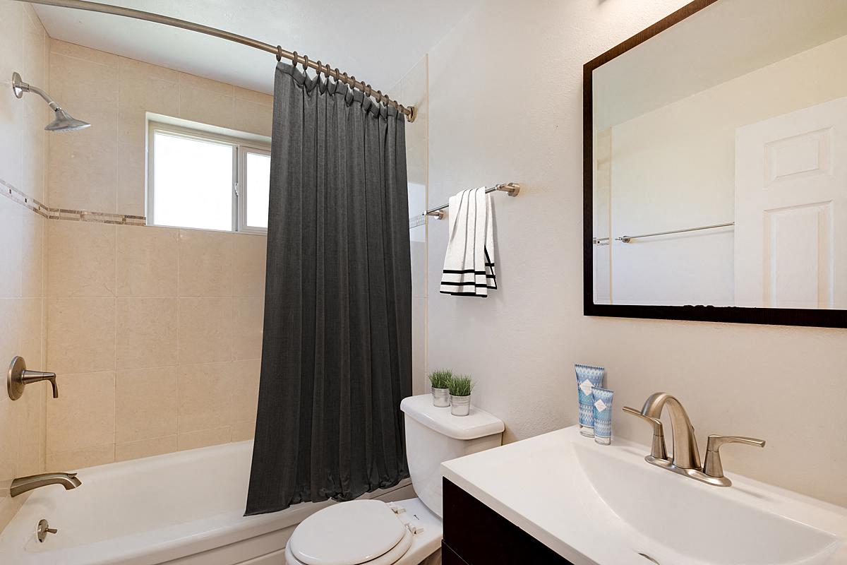 Park Lane Apartments in Denver, Colorado