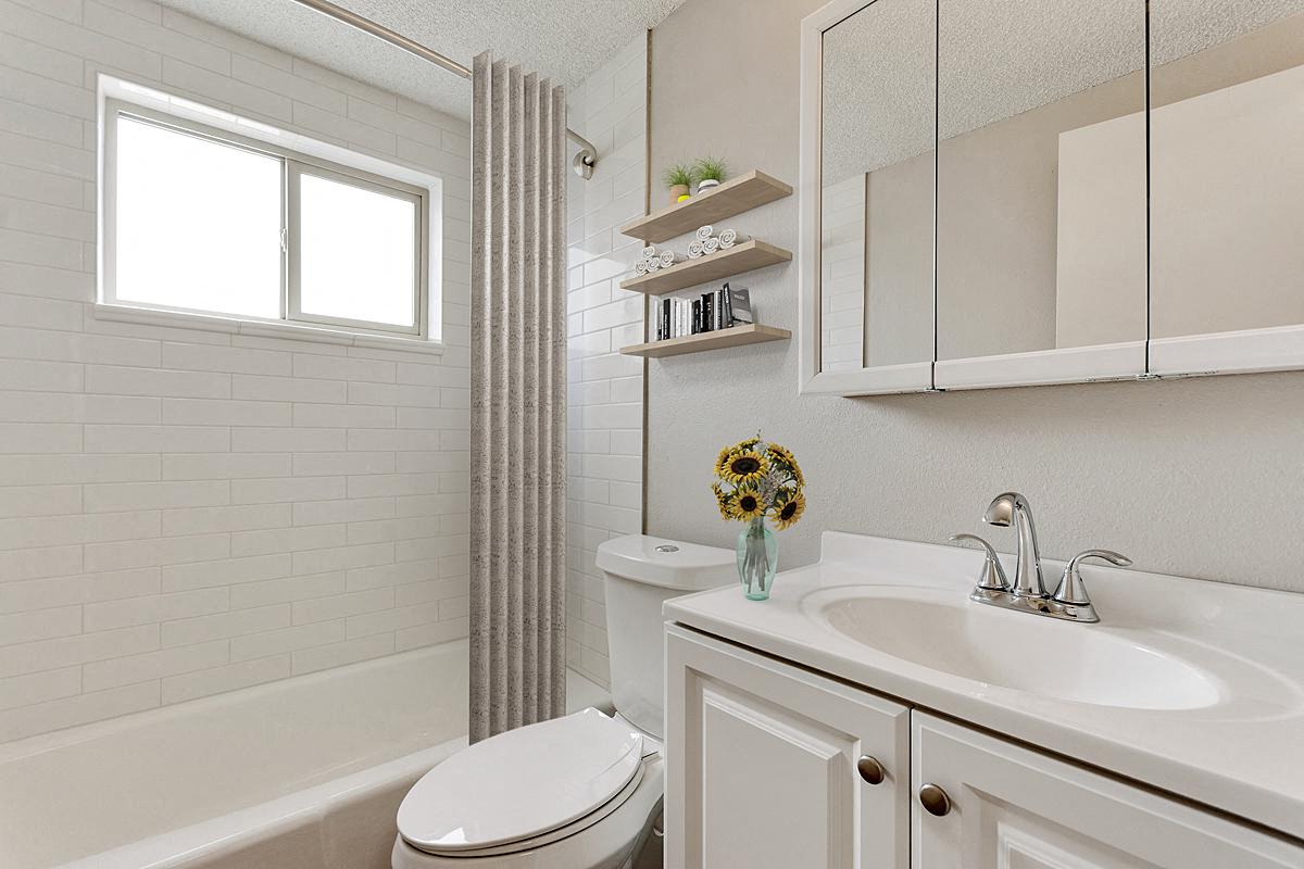 60 South Apartments in Denver, CO