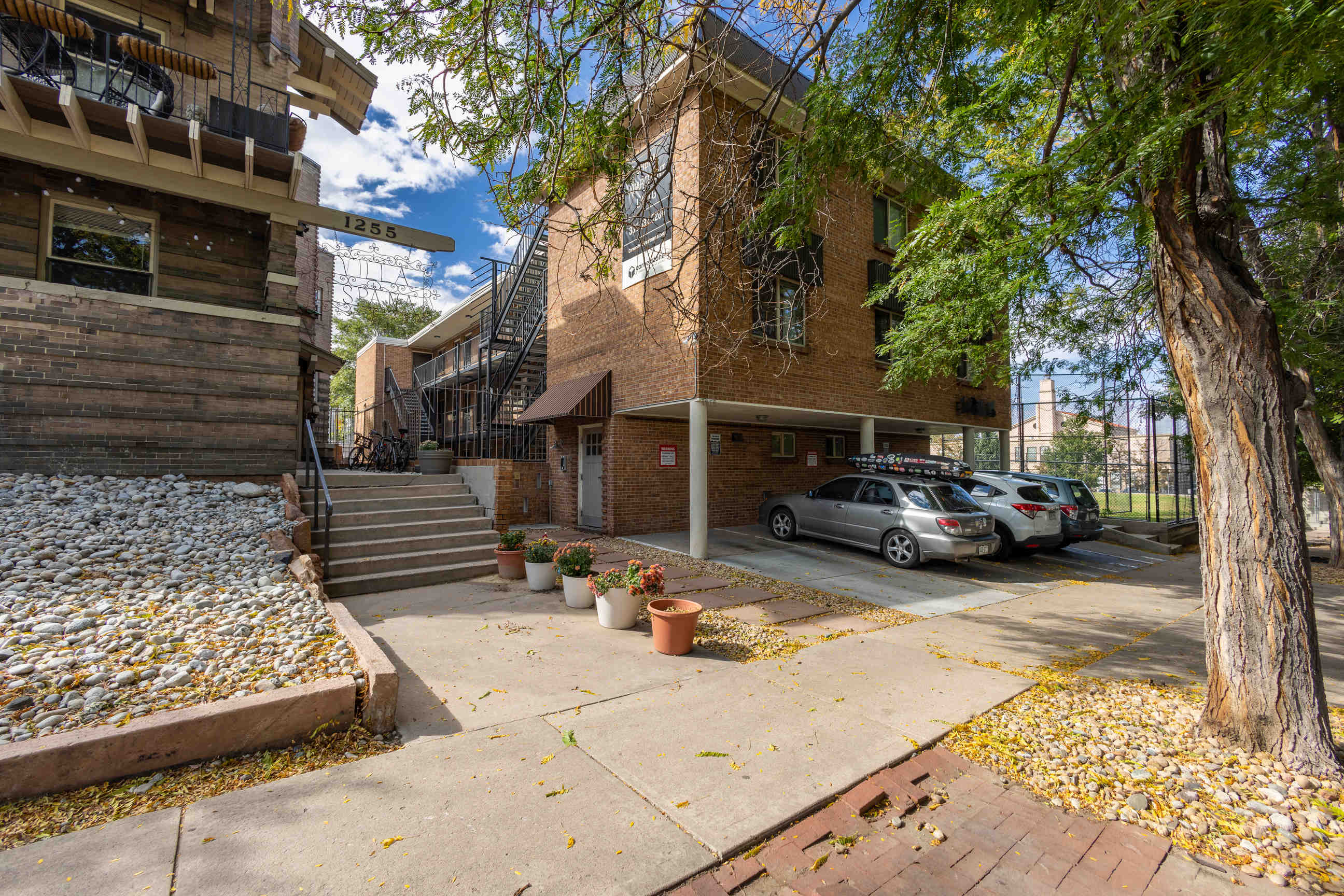 The Met Apartments in Denver, Colorado