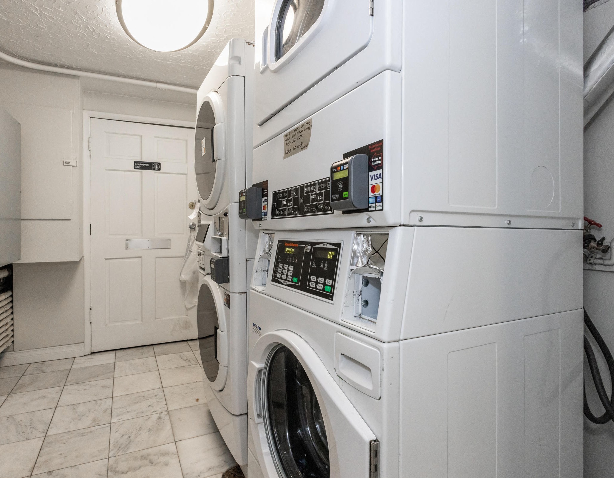 The Met Apartments in Denver, Colorado