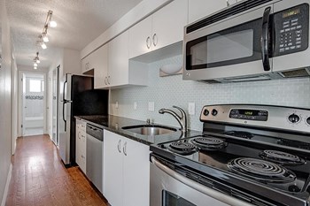 1265 Emerson Street Studio-2 Beds Apartment for Rent - Photo Gallery 3