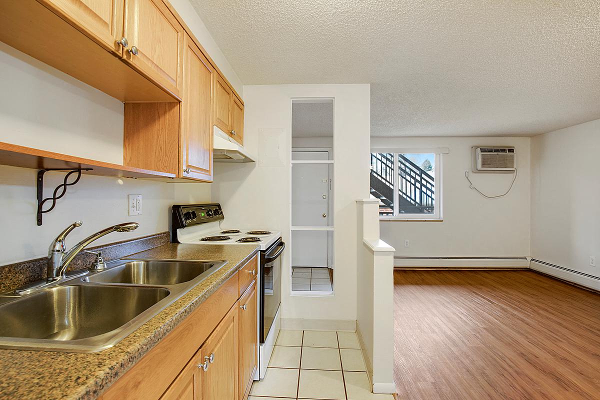 Washington Apartments in Denver, Colorado