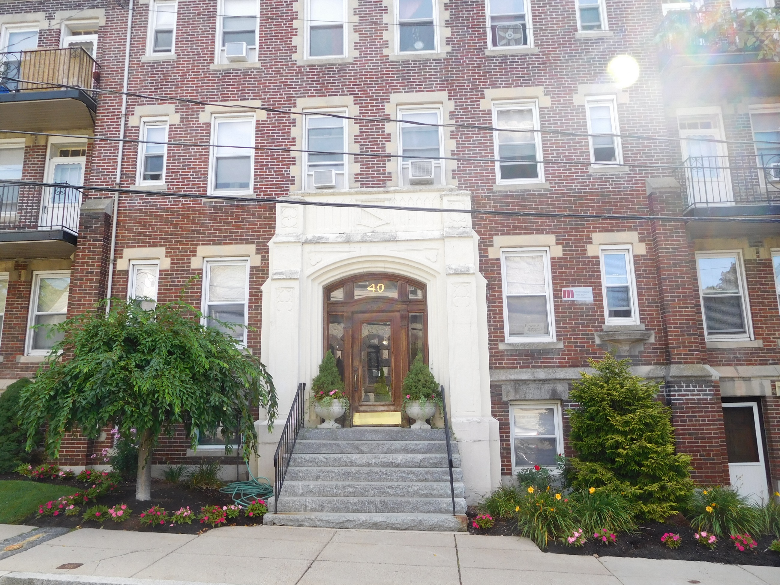 Steps to 40 Quint Ave Entrance