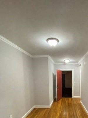 Hallway Hallway and kitchen entrance - Photo Gallery