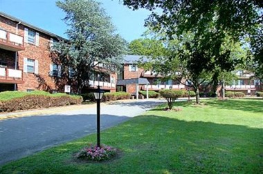25 Morton Street 1-2 Beds Apartment for Rent