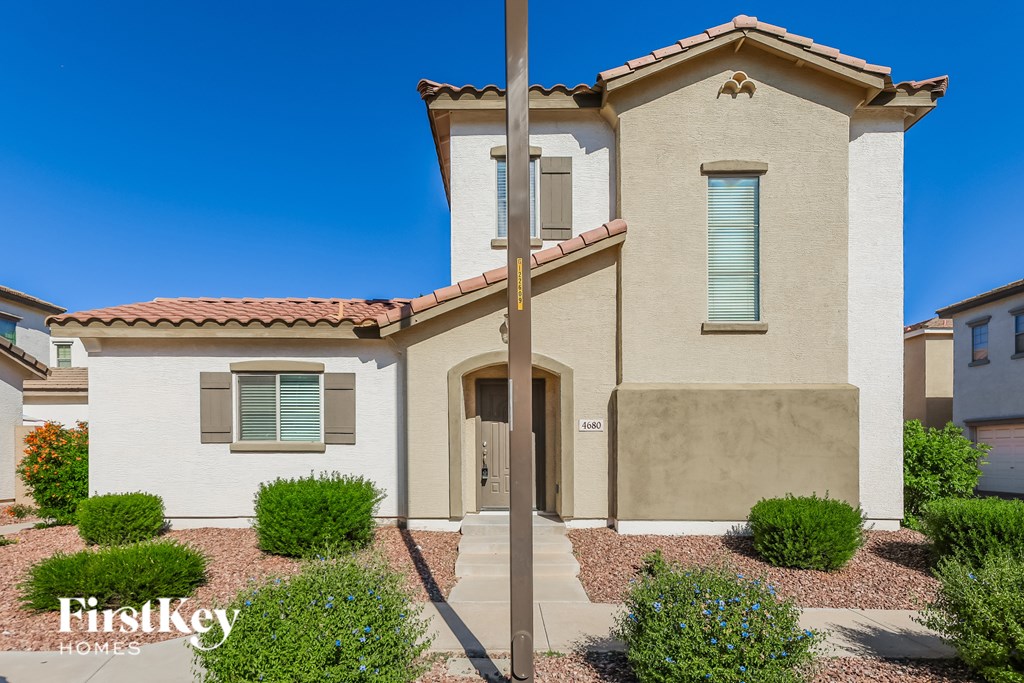 4680 E LAUREL AVENUE 3 Beds House for Rent - Photo Gallery 1