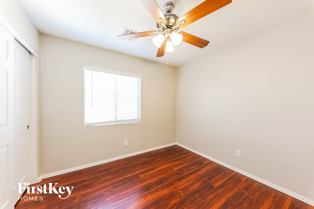 4680 E LAUREL AVENUE 3 Beds House for Rent - Photo Gallery 12