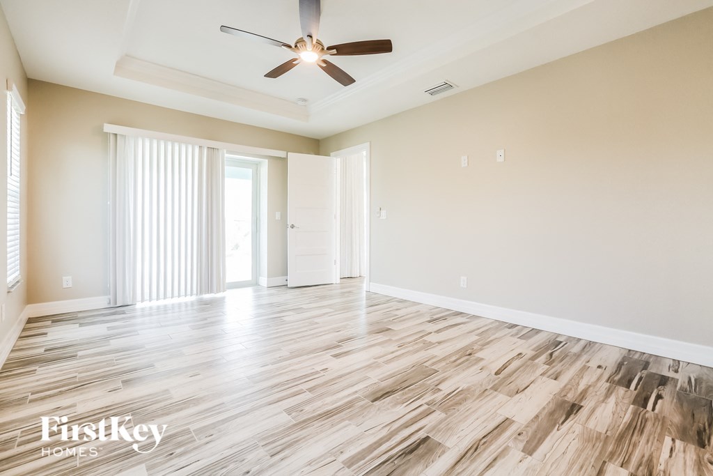 the living room is clean and ready for the guests to use