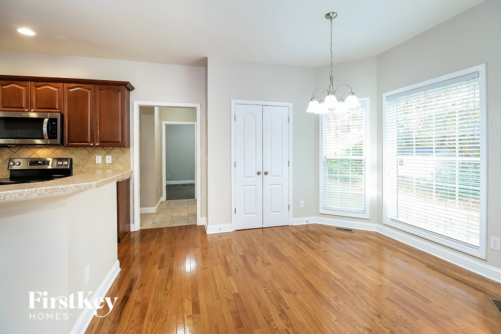 5700 Sugarcane Court 4 Beds House for Rent - Photo Gallery 5