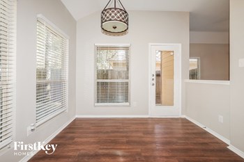 979 Arbor Way 3 Beds House for Rent - Photo Gallery 5