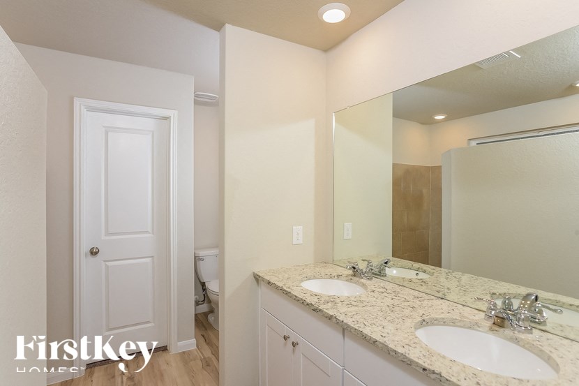 14006 FEED PARK 4 Beds House for Rent - Photo Gallery 7