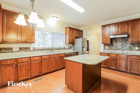 2184 Mclaughlin Drive 5 Beds Apartment for Rent