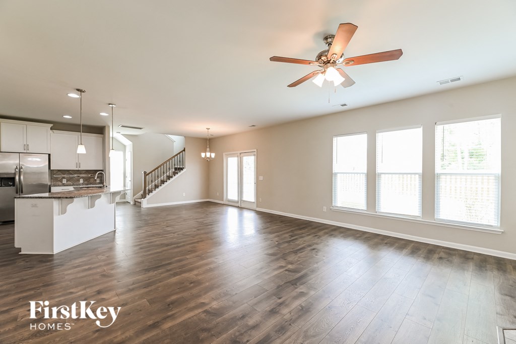 409 Flat Rock Lane 3 Beds House for Rent - Photo Gallery 3