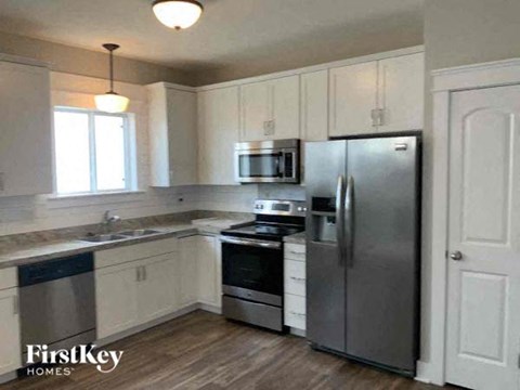 3962 Snowcreek Drive 3 Beds Apartment for Rent