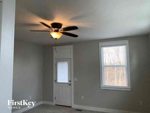 3962 Snowcreek Drive 3 Beds Apartment for Rent