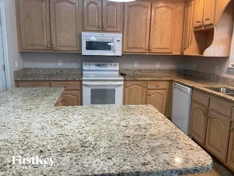 9245 Charlton Place 4 Beds Apartment for Rent