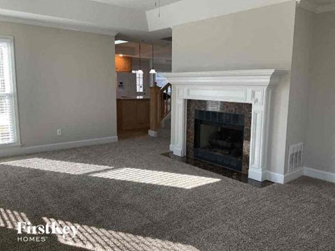 9245 Charlton Place 4 Beds Apartment for Rent