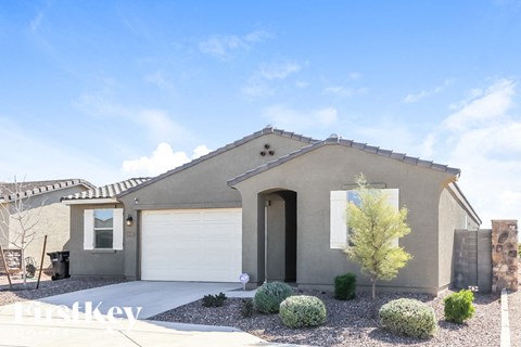 10245 W Wood Street 3 Beds Apartment for Rent