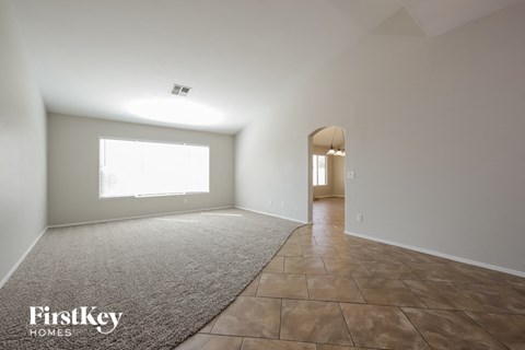 4117 W PARK VIEW LANE 4 Beds Apartment for Rent