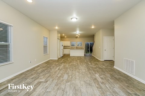 6309 Greenhaven Avenue 3 Beds Apartment for Rent