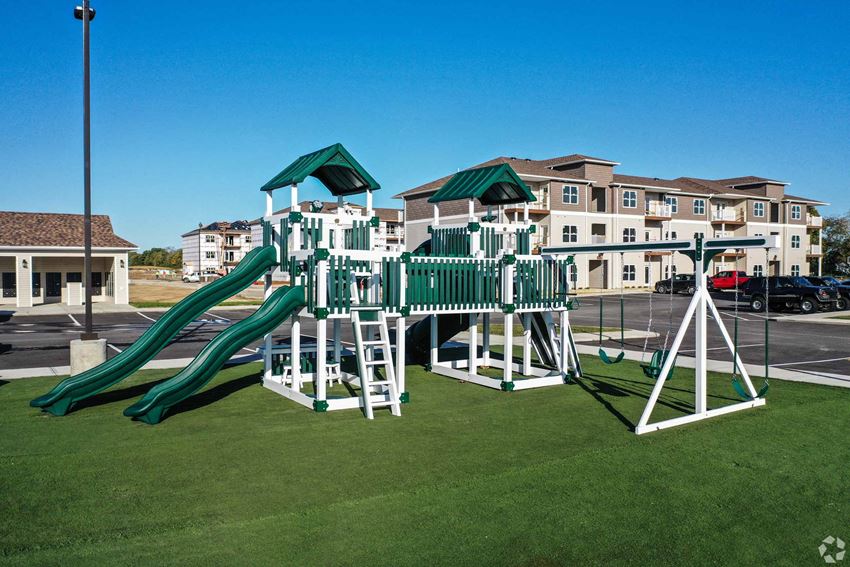 Hutchison Place Apartments, 5000 Hutchison Street, South Bloomfield, OH