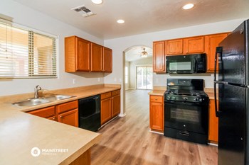 2911 E Paseo La Tierra Buena 3 Beds House for Rent - Photo Gallery 5