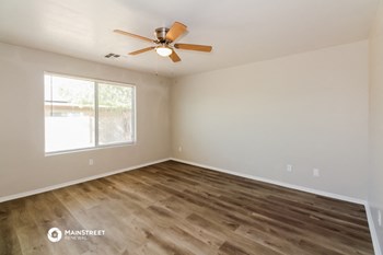 2911 E Paseo La Tierra Buena 3 Beds House for Rent - Photo Gallery 13