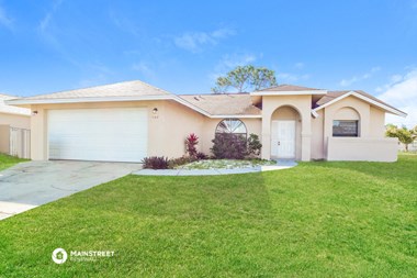 1762 EATONIA ST N W 3 Beds Apartment for Rent